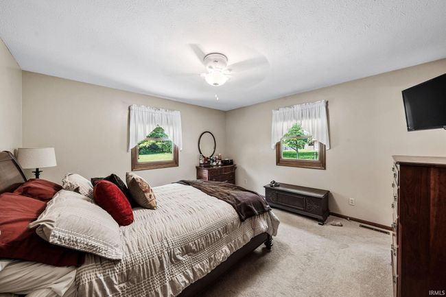 12199 Fields Farm Ct, House other with 3 bedrooms, 2 bathrooms and null parking in Granger IN | Image 11