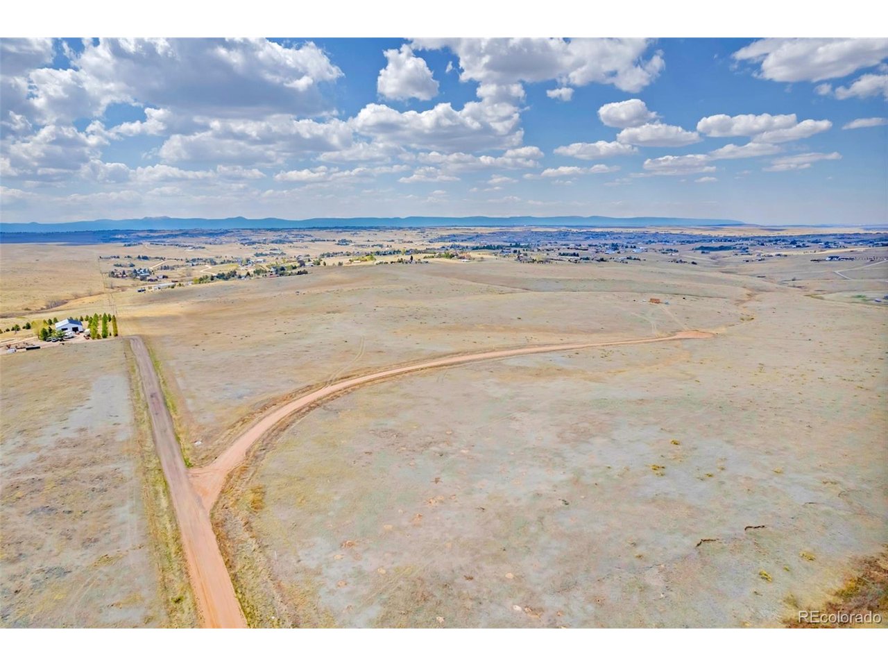 Land in Elizabeth 3
