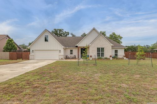 1516 Kings Ranch Rd, Bandera, TX, 78003-4166 | Card Image