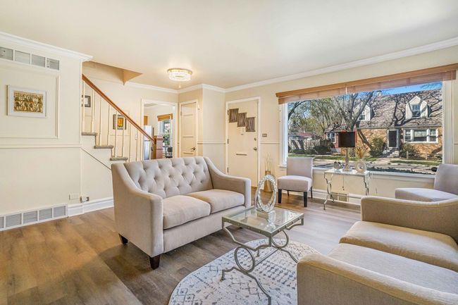 1099 Fowler Ave, House other with 3 bedrooms, 2 bathrooms and 2 parking in Evanston IL | Image 4