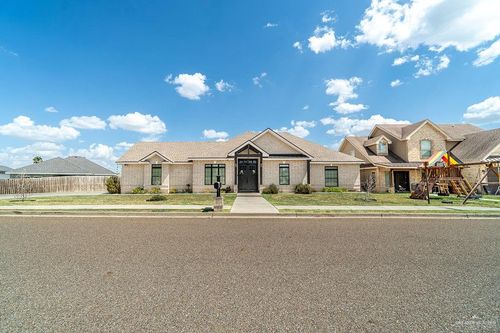 501 Palm Shores Dr, La Joya, TX, 78560-4279 | Card Image
