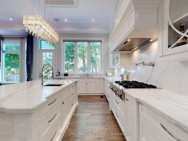 43 Dromore Cres, House other with 7 bedrooms, 6 bathrooms and 2 parking in North York ON | Image 13