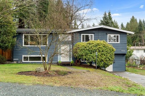 8054 Brown Cres, Mission, BC, V2V4K5 | Card Image