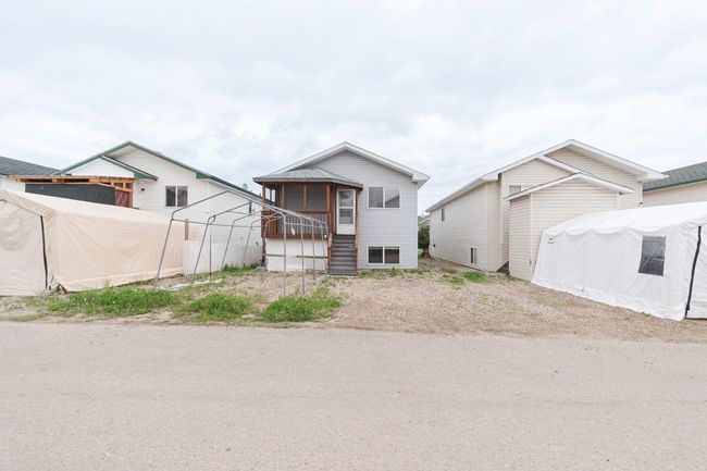 129 Lightbown Way, House other with 4 bedrooms, 3 bathrooms and 3 parking in Fort Mcmurray AB | Image 32