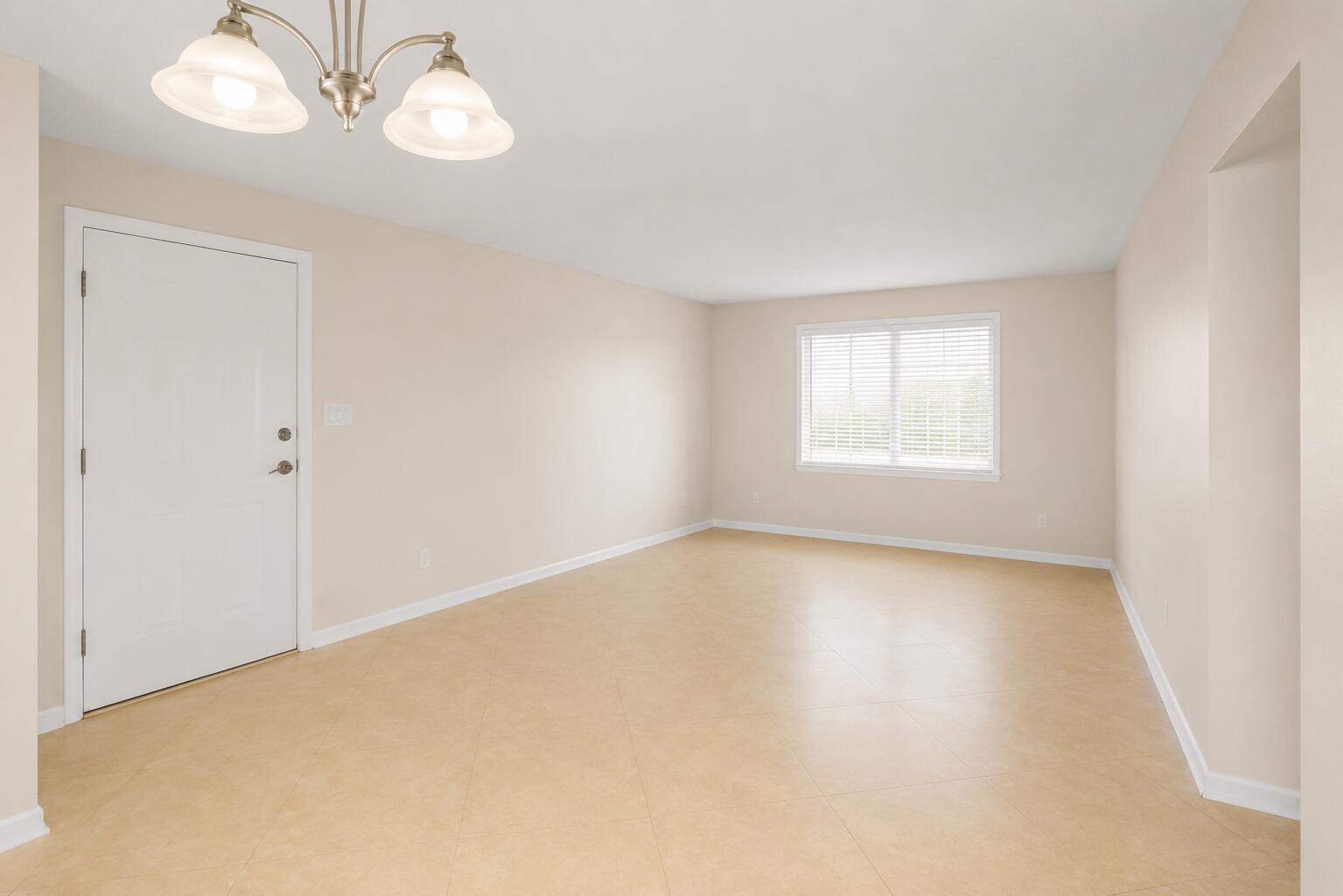 Residential Lease in Dania Beach 5