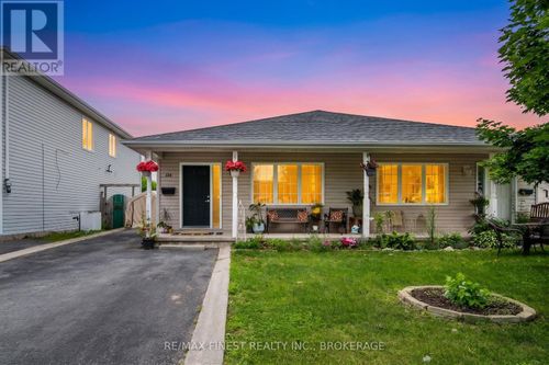 134 Briceland St, Kingston, ON, K7K7L2 | Card Image