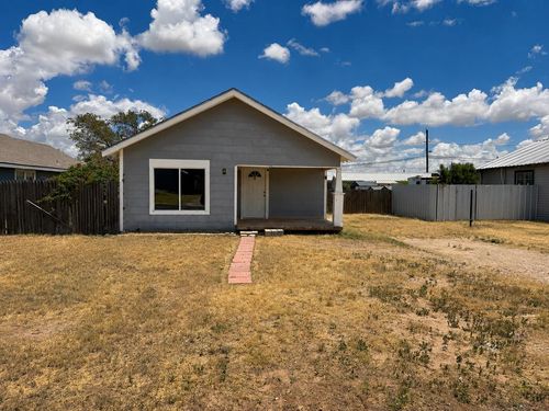 2209 Runnels St, Big Spring, TX, 79720-5541 | Card Image