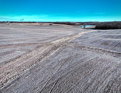 01 E Anson St, Marshalltown, IA, 50158-3347 | Card Image