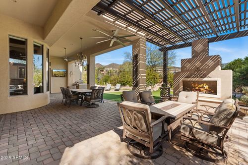 42001 N Bridlewood Way, Phoenix, AZ, 85086-3011 | Card Image