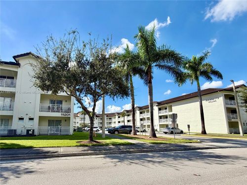 apt-219-11201 Nw 89th St, Doral, FL, 33178-2376 | Card Image