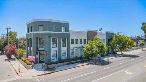 2956 E Colorado Blvd, Pasadena, CA, 91107-4418 | Card Image