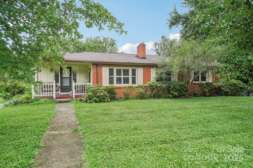 8061 Us 70 W, Old Fort, NC, 28762-8924 | Card Image