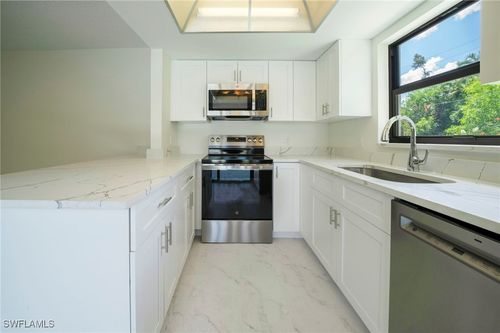 apt-e-17455 Overhill Dr, FORT MYERS, FL, 33908-6127 | Card Image