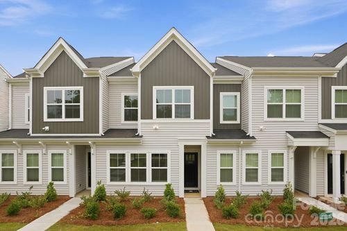 9-5835 Tuckaseegee Rd, Charlotte, NC, 28208-2453 | Card Image