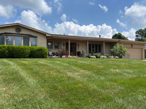 697 Cindy Blair Way, Lexington, KY, 40503-3469 | Card Image