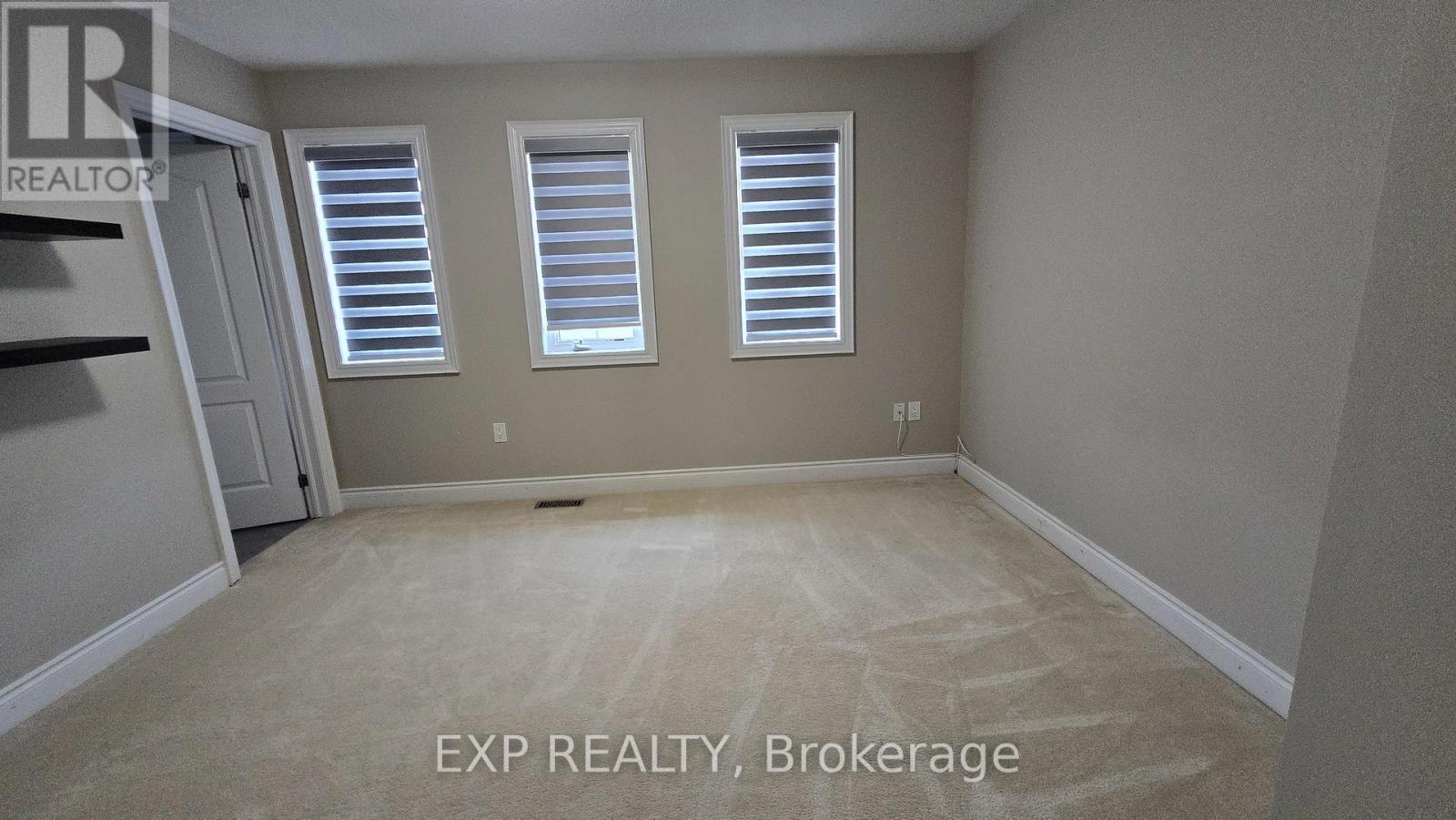 Residential Lease in Oakville (WT West Oak Trails) 2