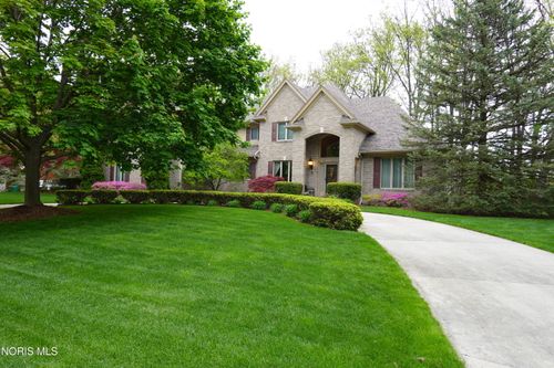 29864 Saint Andrews Rd, Perrysburg, OH, 43551-3522 | Card Image