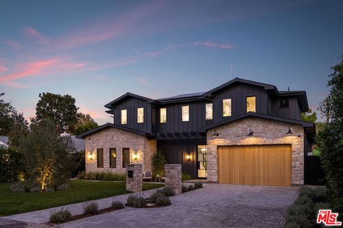 4828 Radford Ave, Valley Village, CA, 91607-3721 | Card Image