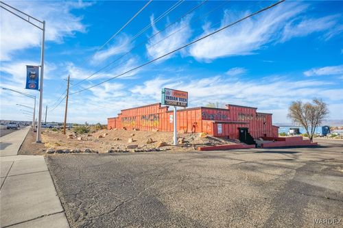 3061 Highway 95, Bullhead City, AZ, 86442-7805 | Card Image