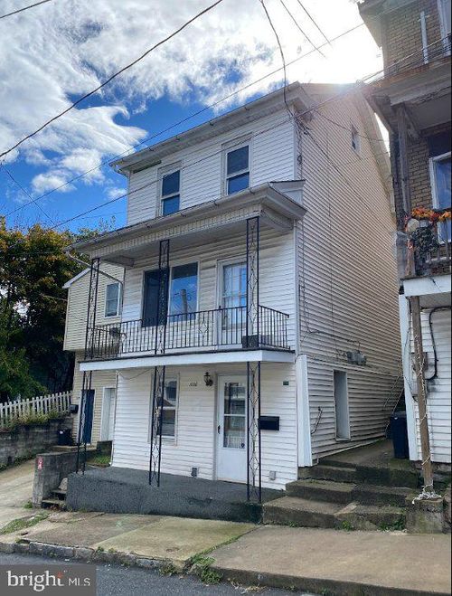 1006 E Webster Street, Shamokin, PA, 17872 | Card Image