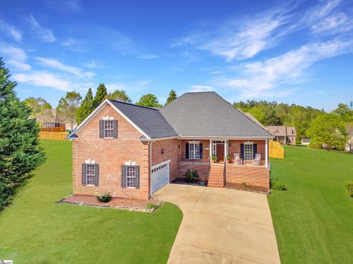208 W Coosaw Ct, Roebuck, SC, 29376-3381 | Card Image