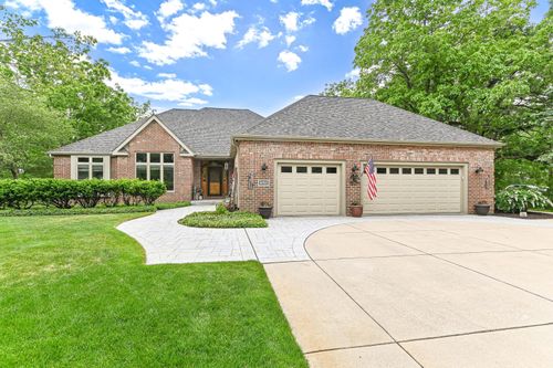 30927 Lawn Dr, Waterford, WI, 53185-3350 | Card Image