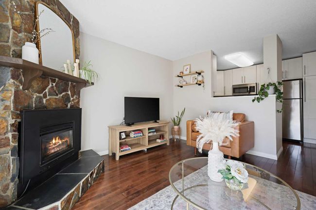 3 - 2027 34 Ave Sw, Townhouse with 2 bedrooms, 2 bathrooms and 1 parking in Calgary AB | Image 12