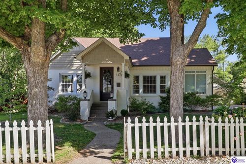 417 Park Ave, Elizabethtown, KY, 42701-1527 | Card Image