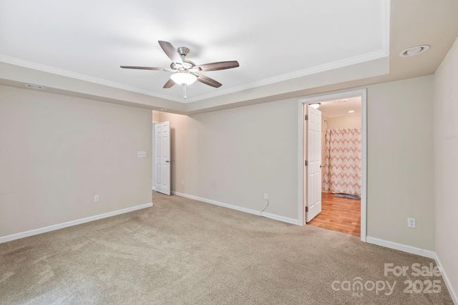 Primary Bedroom | Image 14
