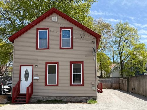 340 Pleasant St, Bennington, VT, 05201-2565 | Card Image