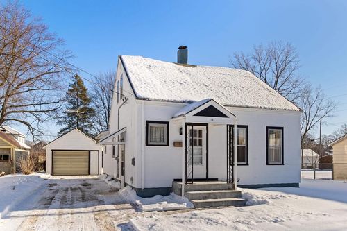 718 Maiden Lane, Shawano, WI, 54166 | Card Image