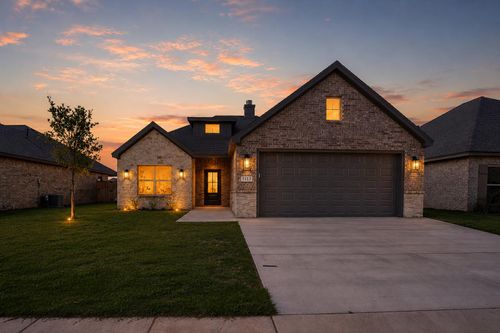 1113 N 6th St, Wolfforth, TX, 79382-2285 | Card Image