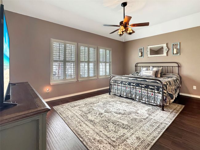 1812 Azalea Dr, House other with 3 bedrooms, 2 bathrooms and null parking in Savannah TX | Image 11