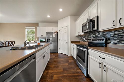 1977 Opal Ave, Lochbuie, CO, 80603-5933 | Card Image