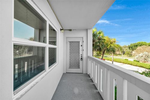 apt-m3-3001 Portofino Isle, Coconut Creek, FL, 33066-1213 | Card Image