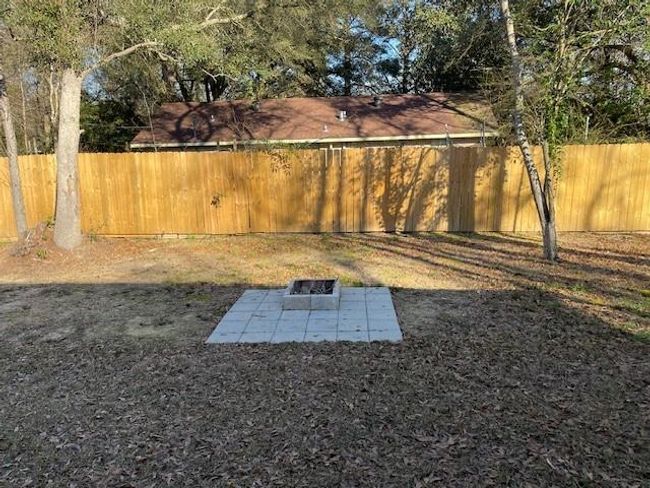 Fully fenced backyard | Image 16