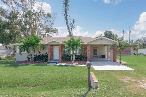 5807 Cubles Dr, BOKEELIA, FL, 33922-2813 | Card Image