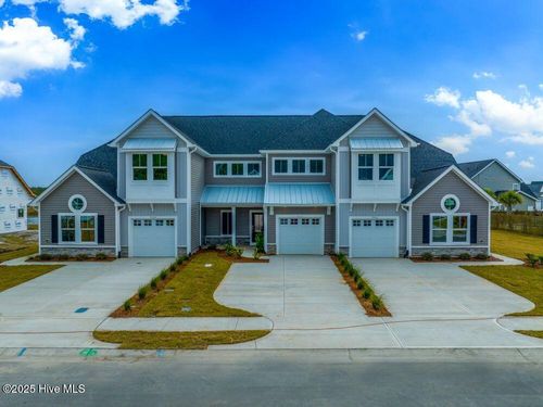 7439 Springwater Dr, Wilmington, NC, 28411-6220 | Card Image