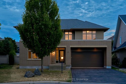 218 Gabbro Cres, Kanata, ON, K2T0H3 | Card Image