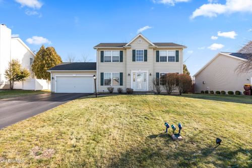 4 Deer Run, Rensselaer, NY, 12144-9741 | Card Image