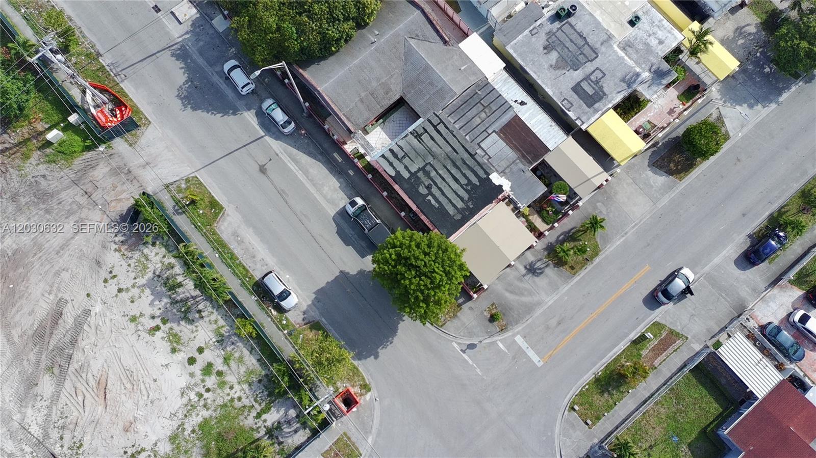 Land in Hialeah 4