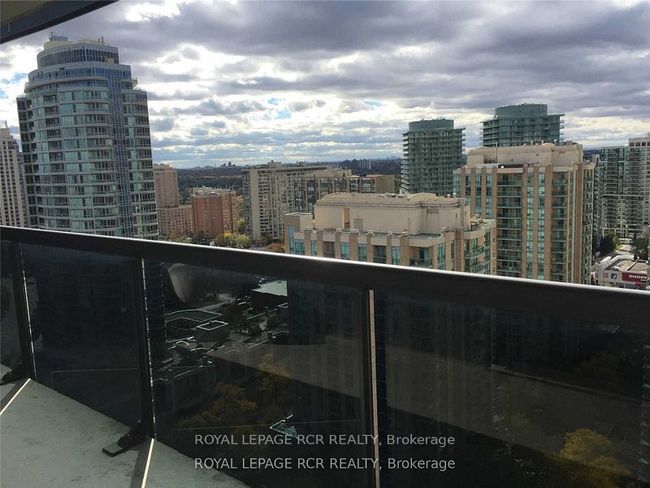 PH201 - 35 Finch Ave E, Condo with 2 bedrooms, 2 bathrooms and 1 parking in North York ON | Image 16