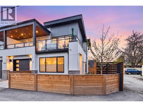 1-1452 Ethel St, Kelowna, BC, V1Y2X7 | Card Image