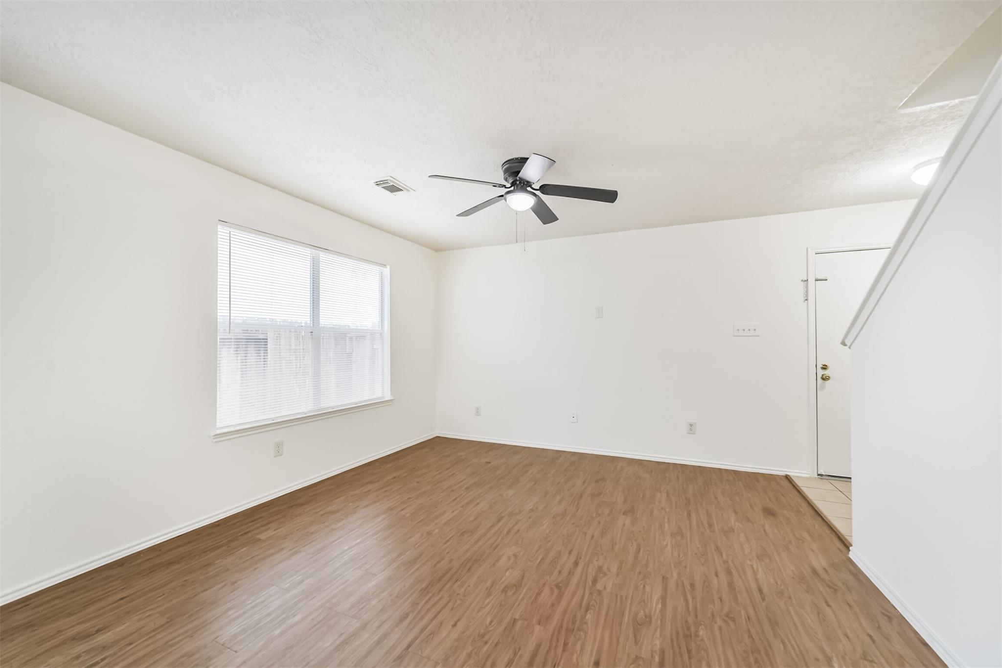 Residential Lease in Magnolia 5