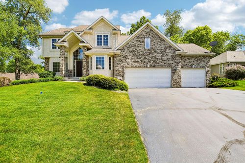 8813 Woodhill Dr, Savage, MN, 55378-3142 | Card Image