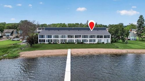 202-43 2nd Ave Se, Forest Lake, MN, 55025-1657 | Card Image
