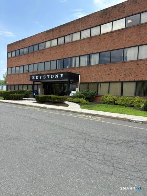 1n-85 Barnes Road, Wallingford, CT, 06492 | Card Image