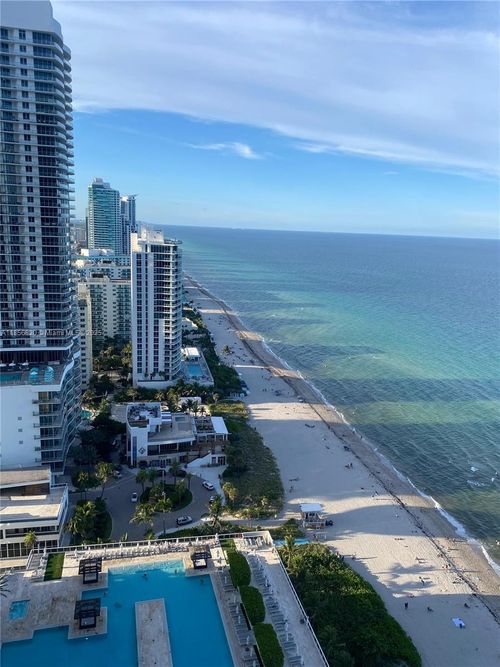 apt-3012-1830 S Ocean Dr, Hallandale Beach, FL, 33009-7711 | Card Image