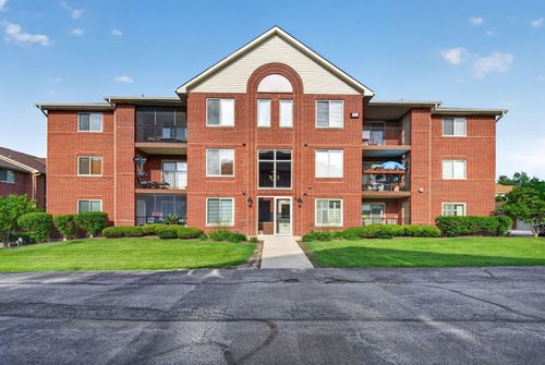 3-1c-6955 Heritage Cir, Orland Park, IL, 60462-5154 | Card Image