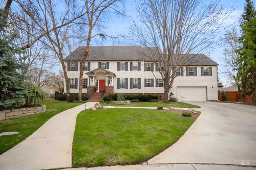 3018 E Parkriver Dr, Boise, ID, 83706-6087 | Card Image